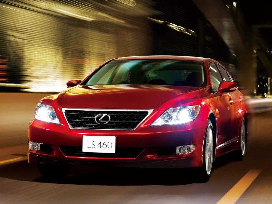  Lexus LS460 2009 года  (JP) (фото 1 из 3)